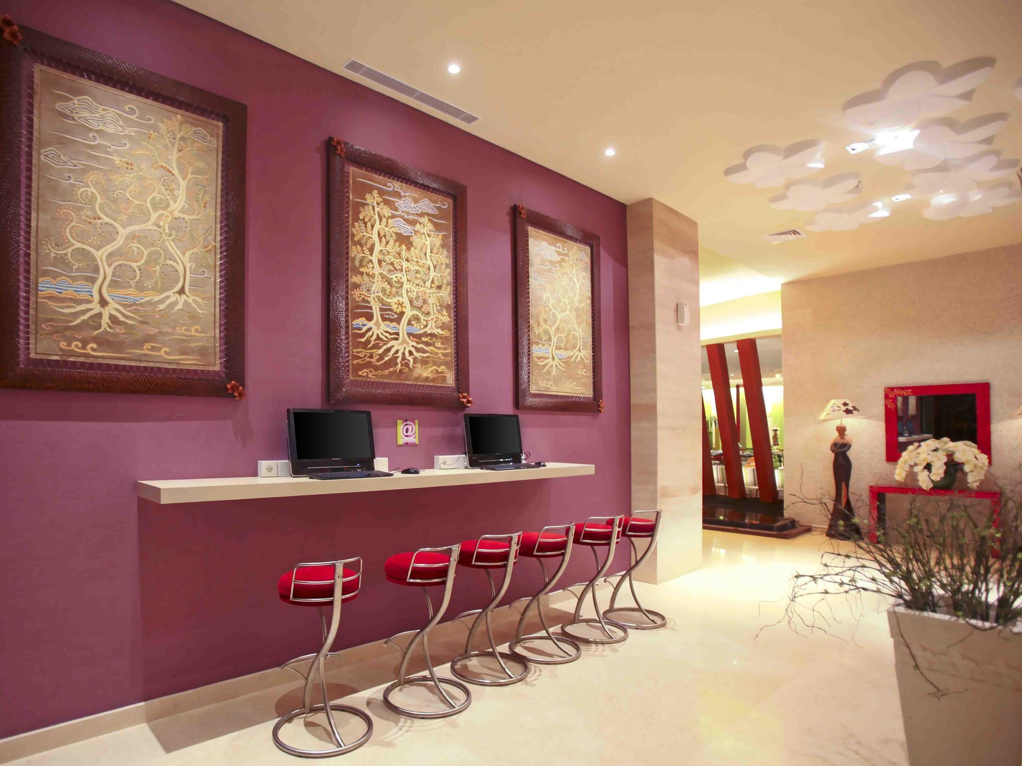 Ibis Styles Bali Denpasar Hotell Exteriör bild